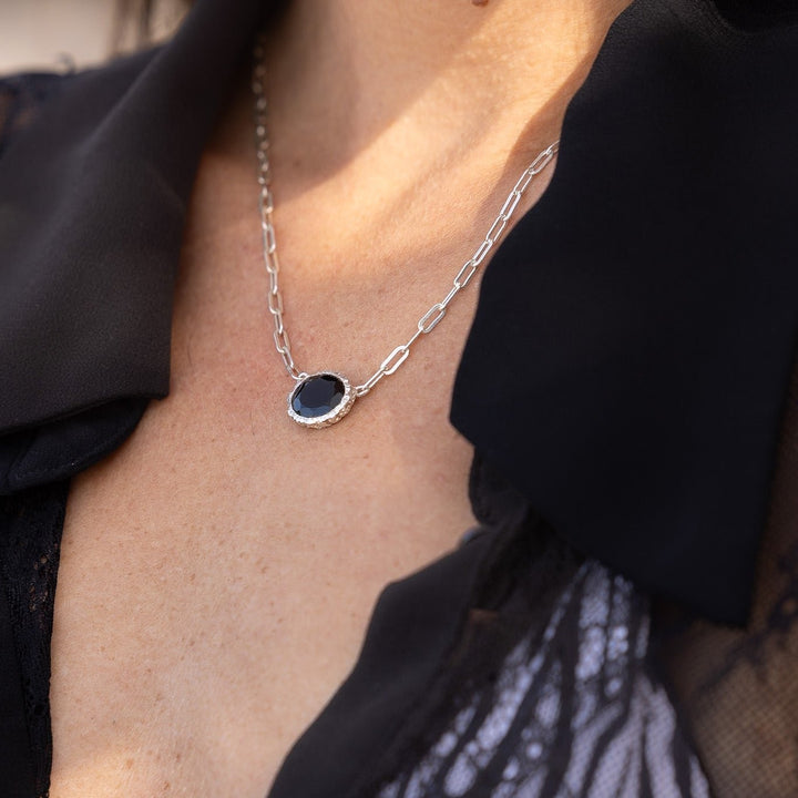 שרשרת רונה - אבן אוניקס שחורה