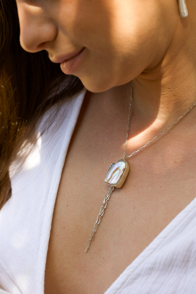 שרשרת עניבה פנינה ורודה