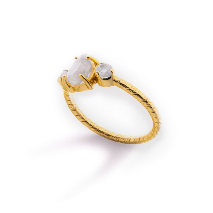 טבעת ויקטוריה ציפוי זהב - אבני מונסטון ריינבו