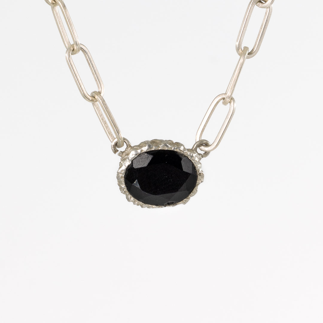 שרשרת רונה - אבן אוניקס שחורה