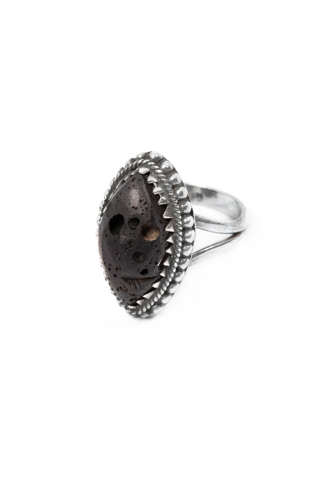 טבעת דונה -אבן לאבה  מרקיז