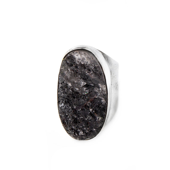 טבעת מילה- אבן טורמלין אפורה גולמית