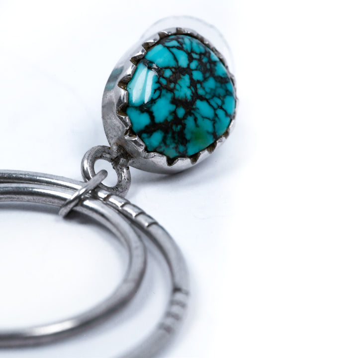 עגילי טורכיז בשילוב חישוקים