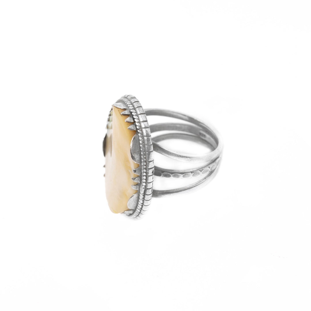 טבעת בוהו שיק- אבן אם הפנינה