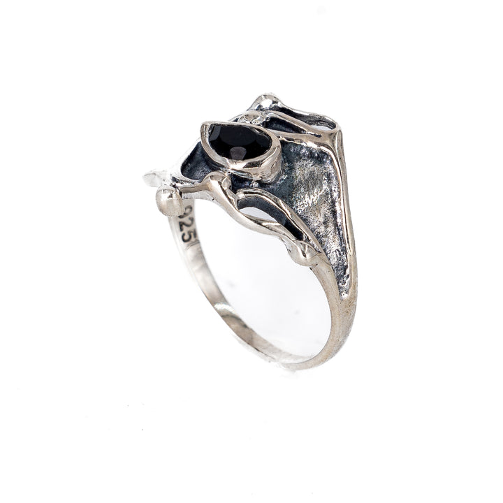 טבעת קורל- אבן גארנט