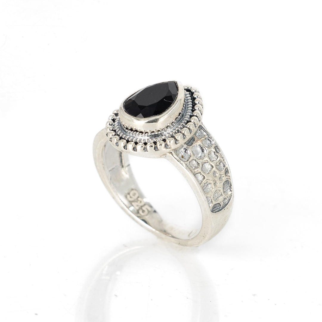 טבעת מוריה- אבן אוניקס שחורה