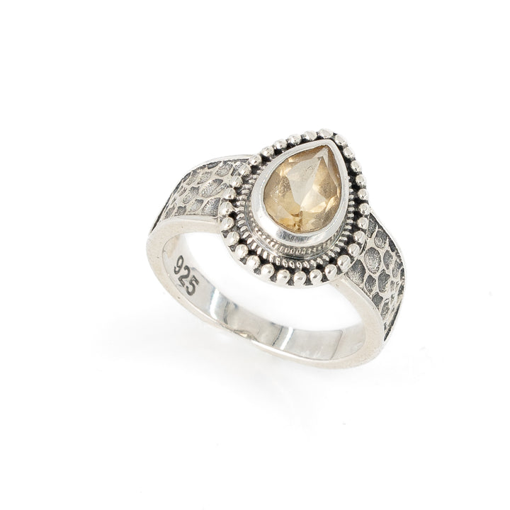 טבעת מוריה- אבן סיטרין